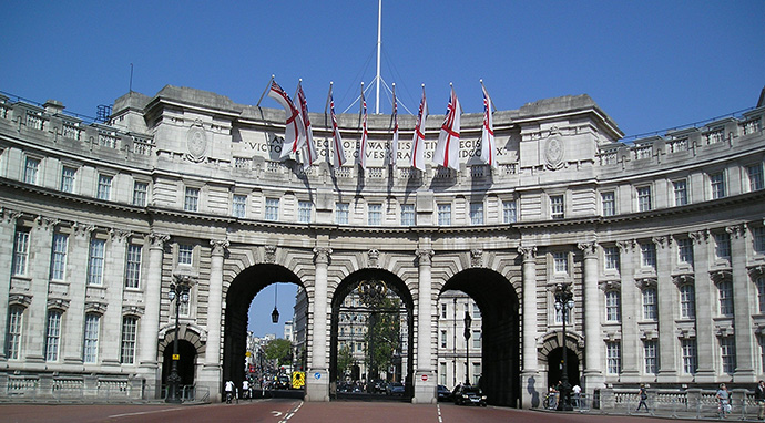 Admiralty Arch feat     