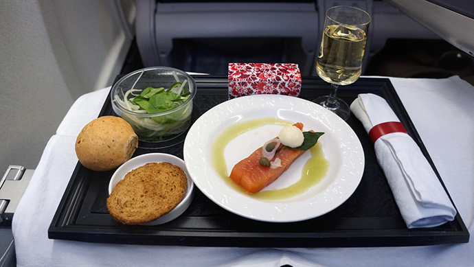KLM-in-flight-dining-menu