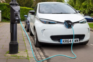 Где в Лондоне удобнее всего заряжать электромобили