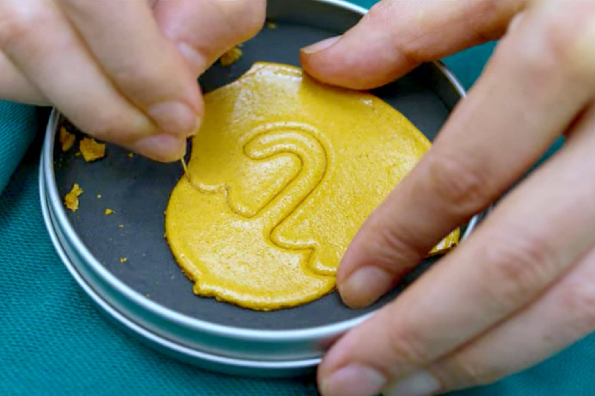 Печенье дальгона. Сахарные соты игра в кальмара. Рецепт сотов из игры. Сахарные соты игра в кальмара. Рецепт сотов из игры.