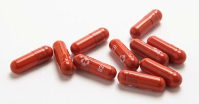 Таблетки от COVID-19: Британия закупает новый препарат
