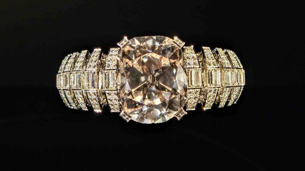 Магия Cartier в музее V&A — триумф вкуса и стиля