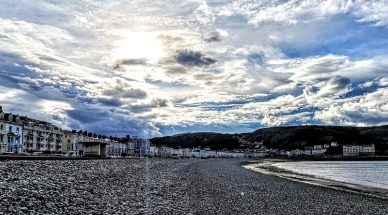 Лландидно: от медных шахт до модного курорта