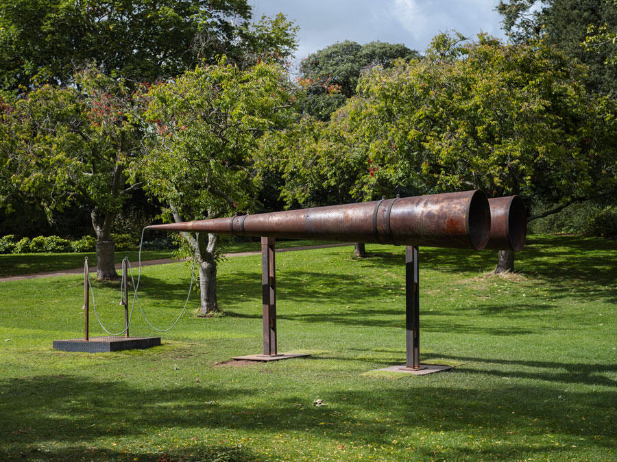 Frieze Sculpture 2025 и ее тени: вне павильонов и вне правил