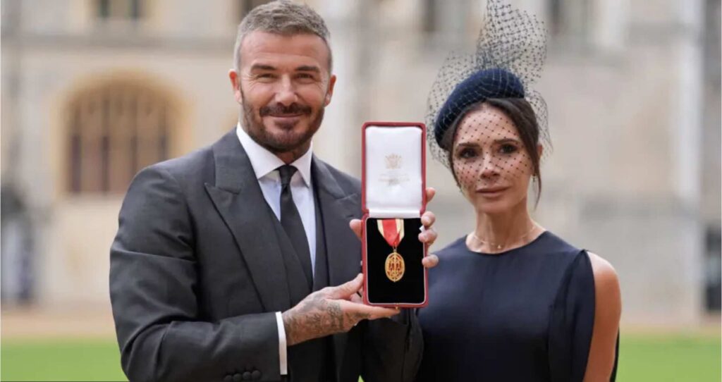 Король Карл III произвел Дэвида Бекхэма в рыцари