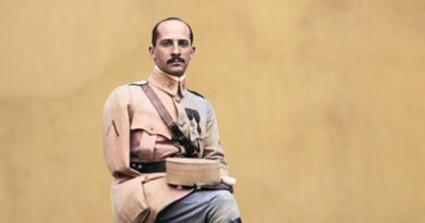 Зиновий Пешков: брат большевика и герой Франции