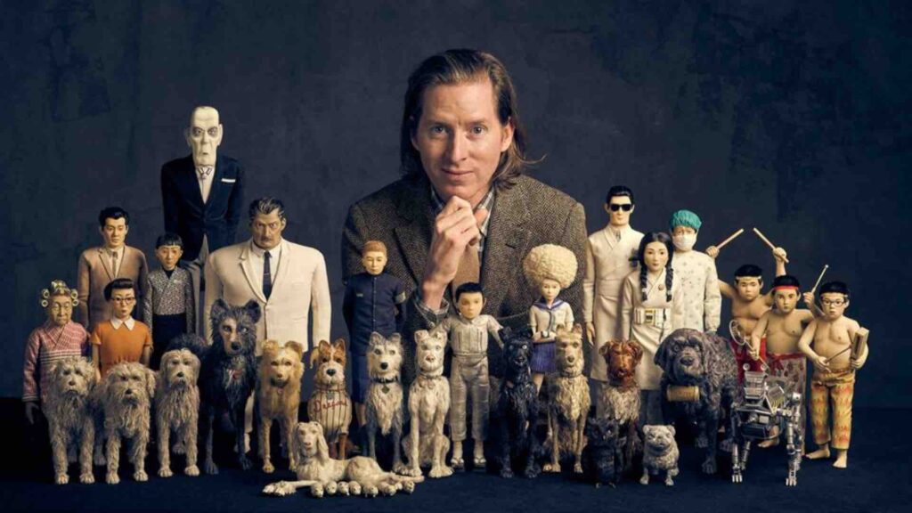 Розовый отель, лисы и симметрия: Уэс Андерсон захватил Музей дизайна