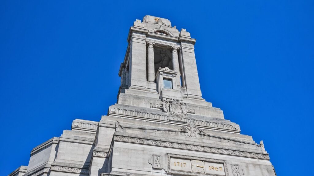 Масоны: самое известное тайное общество Лондона