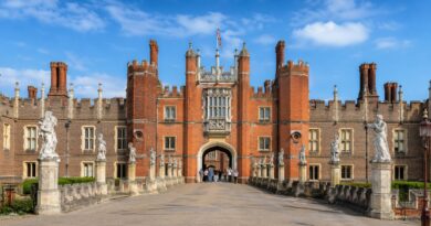 Лабиринты и призраки дворца Хэмптон-Корт