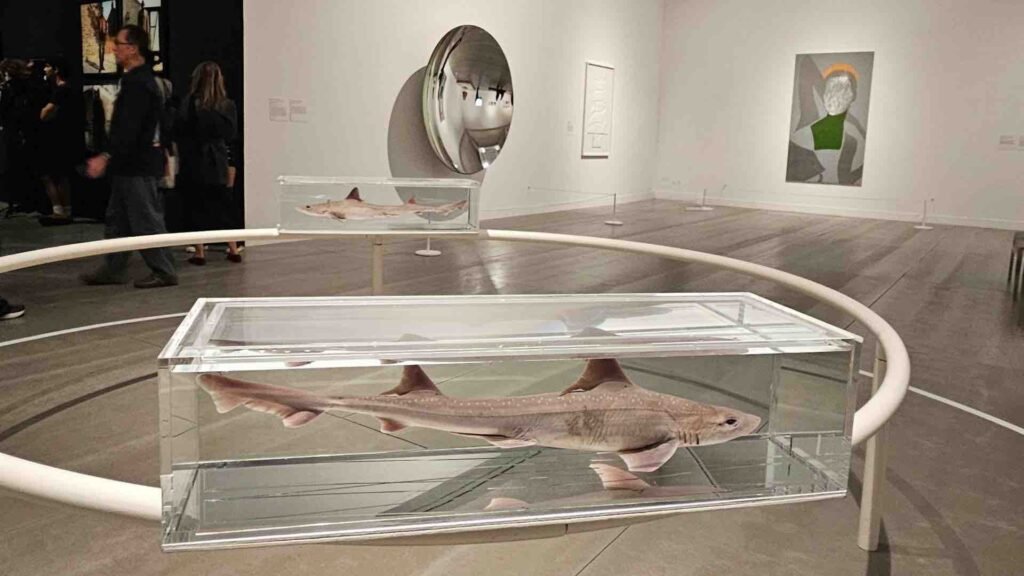 «Девяностые: искусство и мода» — эпоха Cool Britannia в Tate Britain